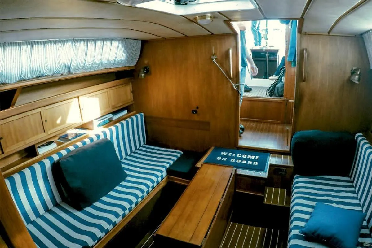 Sailing&Stay - A Night Onboard With Your Sailing Experience Barcelona Spain