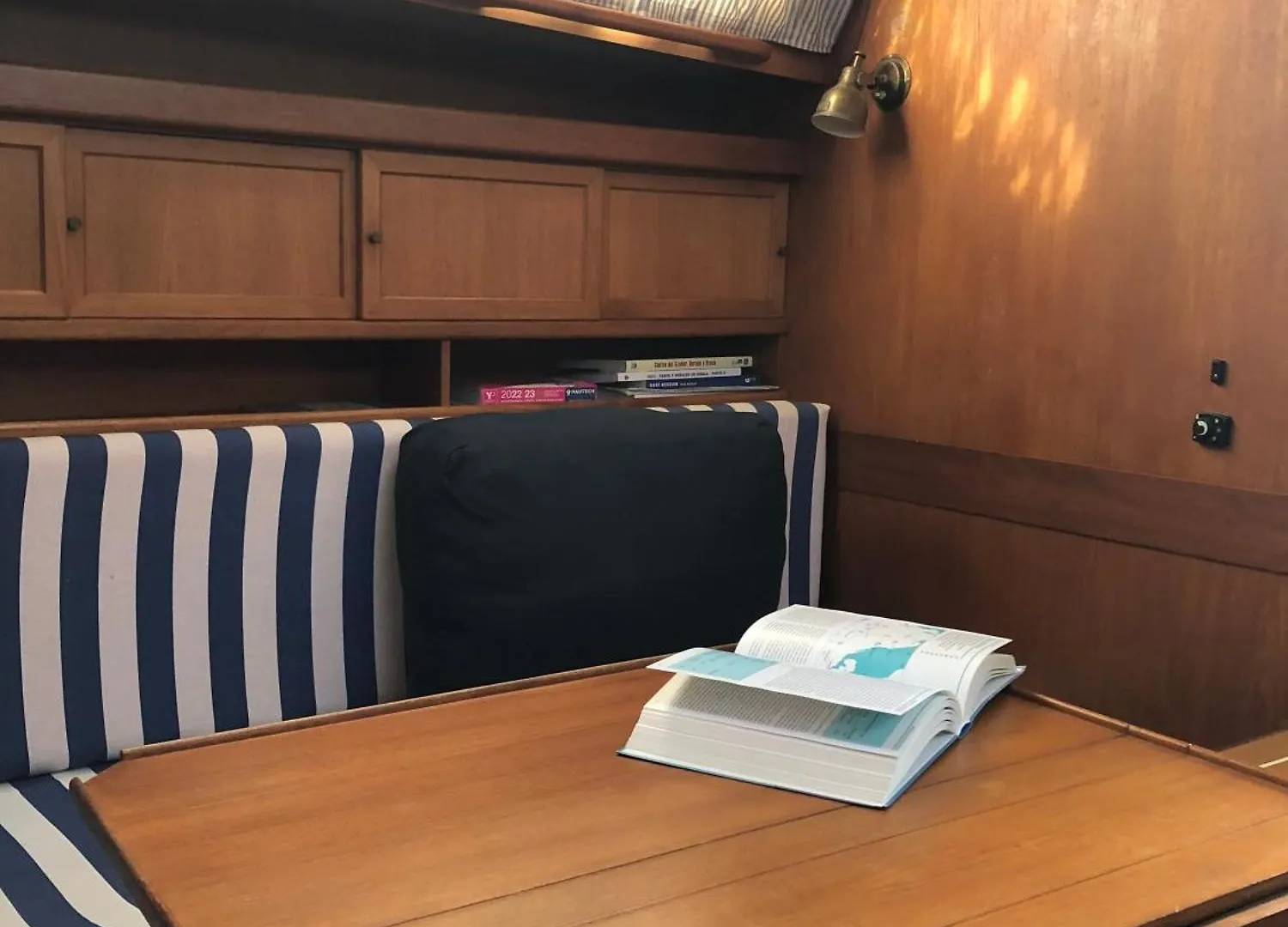 Botel Sailing&Stay - A Night Onboard With Your Sailing Experience Barcelona Spain